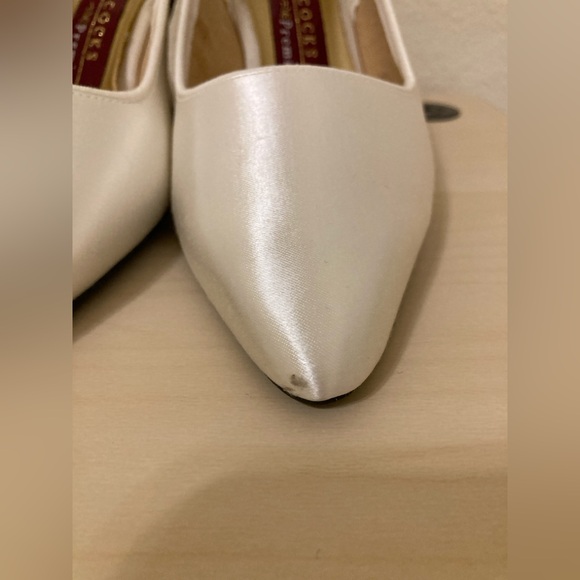 Peacocks Premier Ivory Slingback Heels - Picture 10 of 10